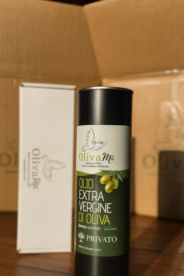 Eco-Friendly hanger made from Italian FSC cardboard