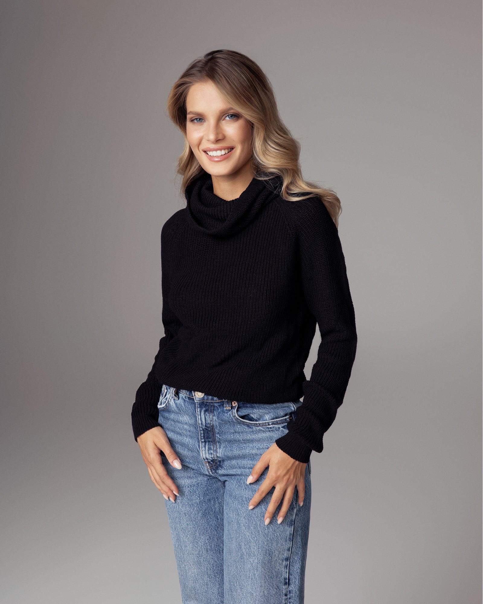 Dolcevita in cotone organico nero